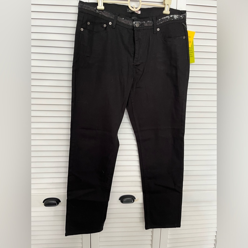 Women’s  Black Jeans